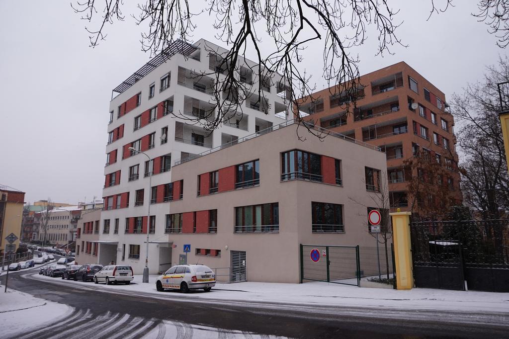 Leongargt Apartments Praag Buitenkant foto